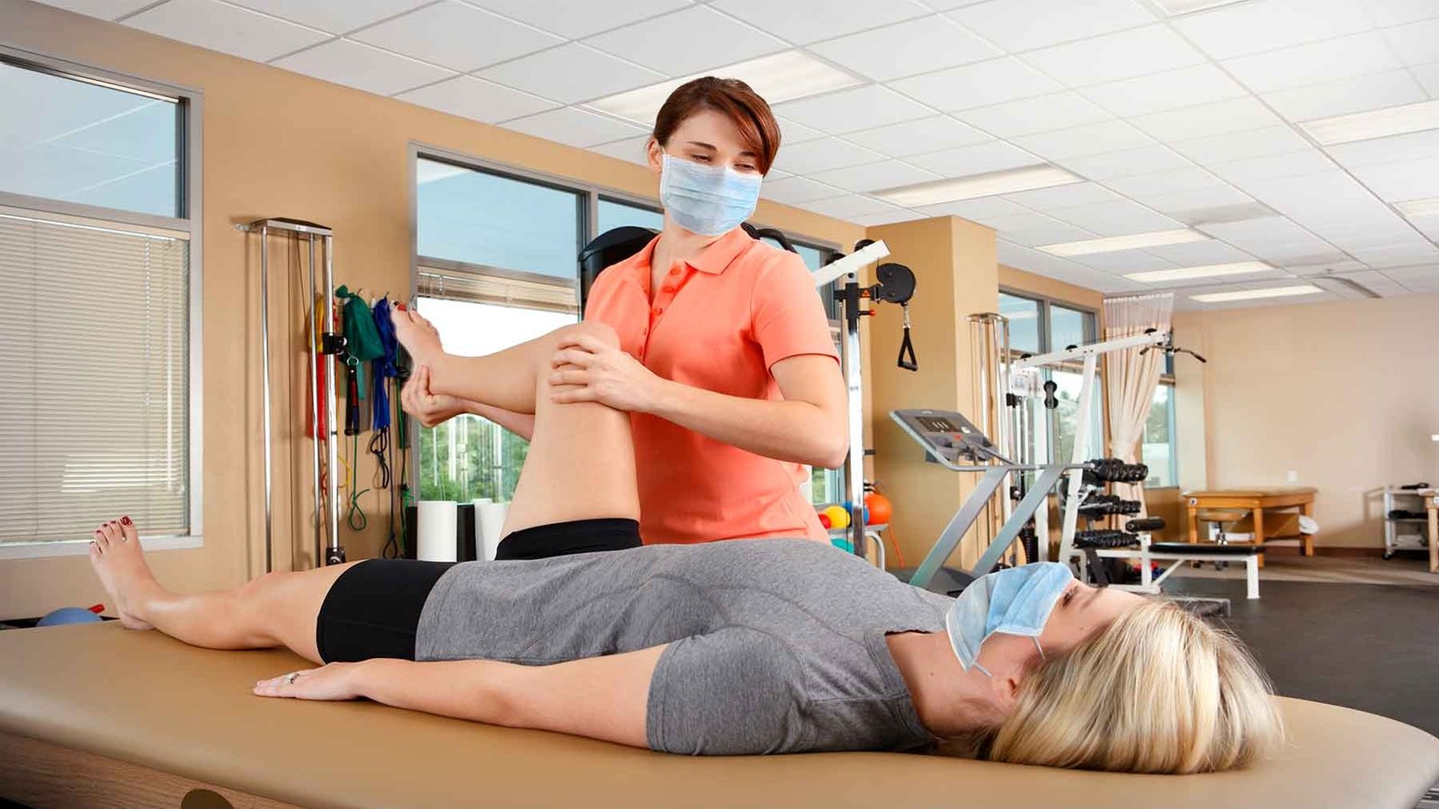 imgi_161_physicaltherapybeforesurgery_large